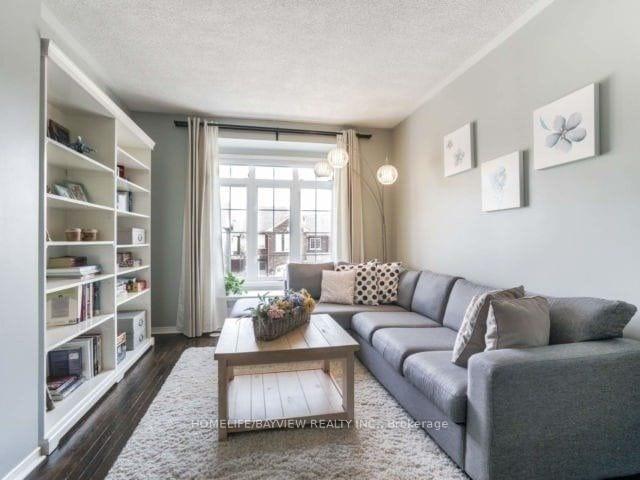 Photo 7 of 10 Lodgeway Drive, Vaughan, Rural Vaughan — HOMEH