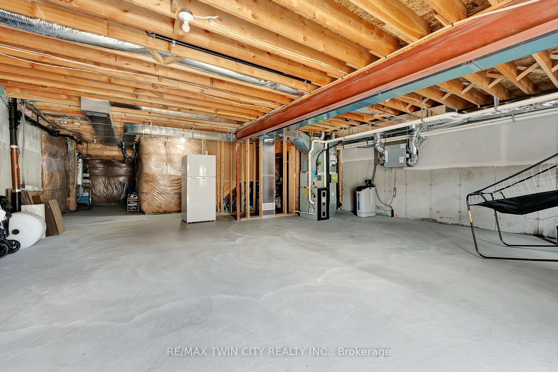 Photo 43 of 592 Mayapple Street, Waterloo, Columbia Forest — HOMEH