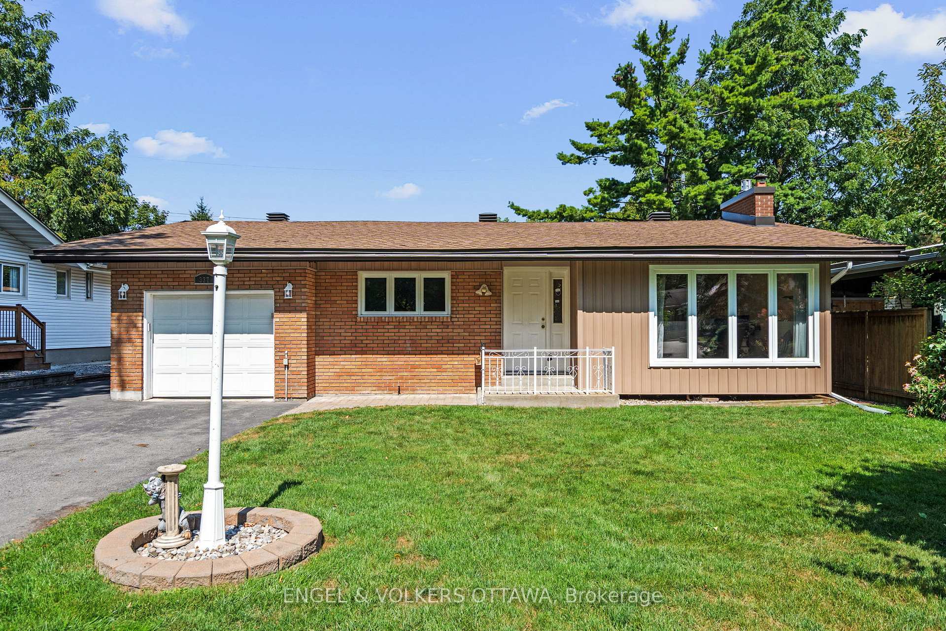 Front of 337 Mountbatten Avenue