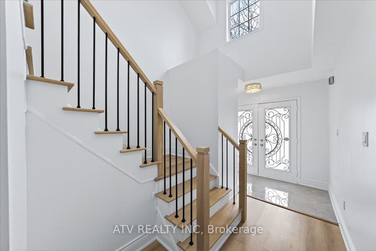Photo 6 of 125 David Todd Avenue, Vaughan, Sonoma Heights — HOMEH