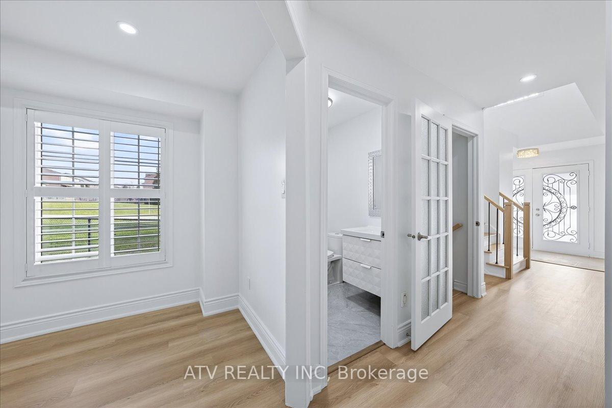 Photo 17 of 125 David Todd Avenue, Vaughan, Sonoma Heights — HOMEH