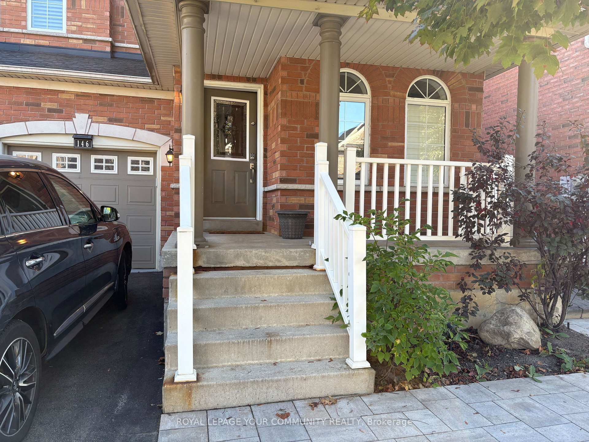 Photo 2 of 146 Hollywood Hill Circle, Vaughan, Vellore Village — HOMEH