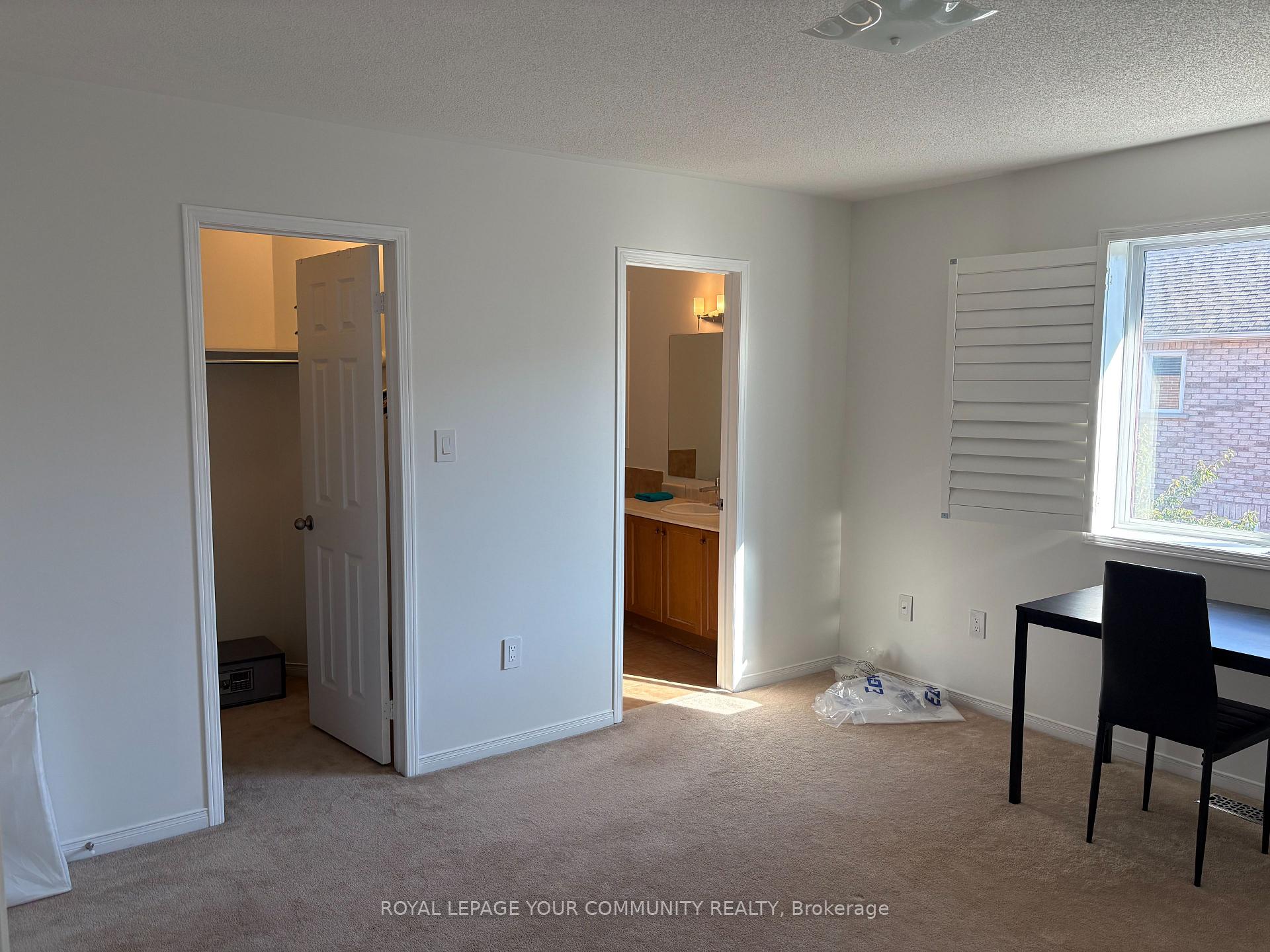 Photo 15 of 146 Hollywood Hill Circle, Vaughan, Vellore Village — HOMEH