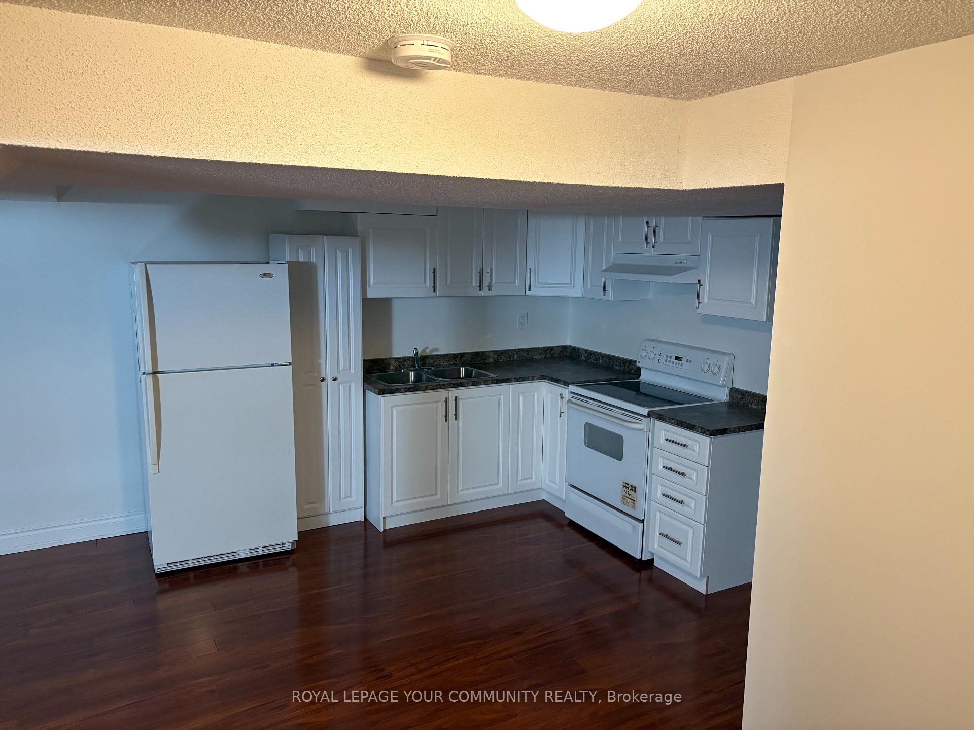 Photo 28 of 146 Hollywood Hill Circle, Vaughan, Vellore Village — HOMEH
