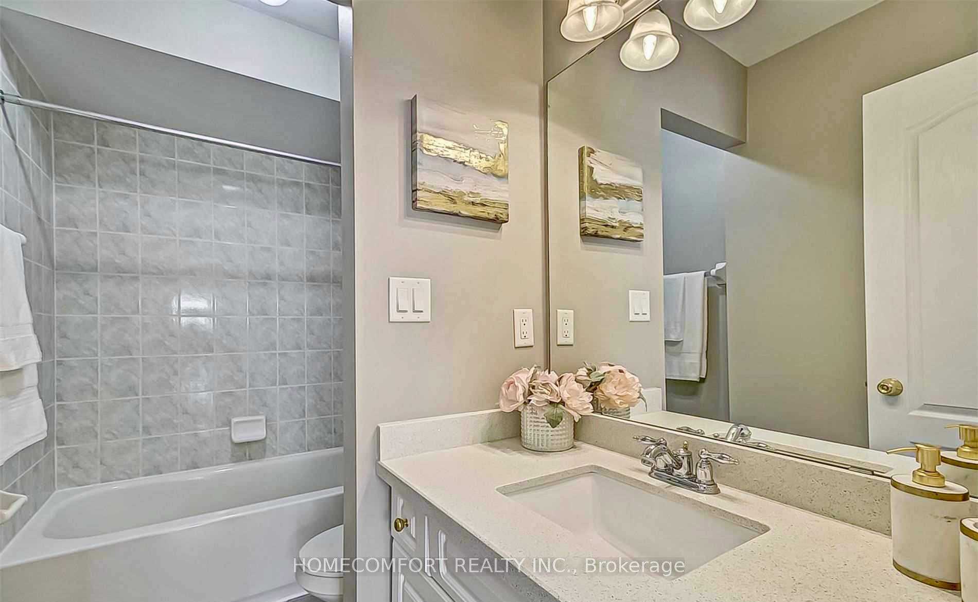 Photo 20 of 38 Burgon Place, Aurora, Aurora Village — HOMEH