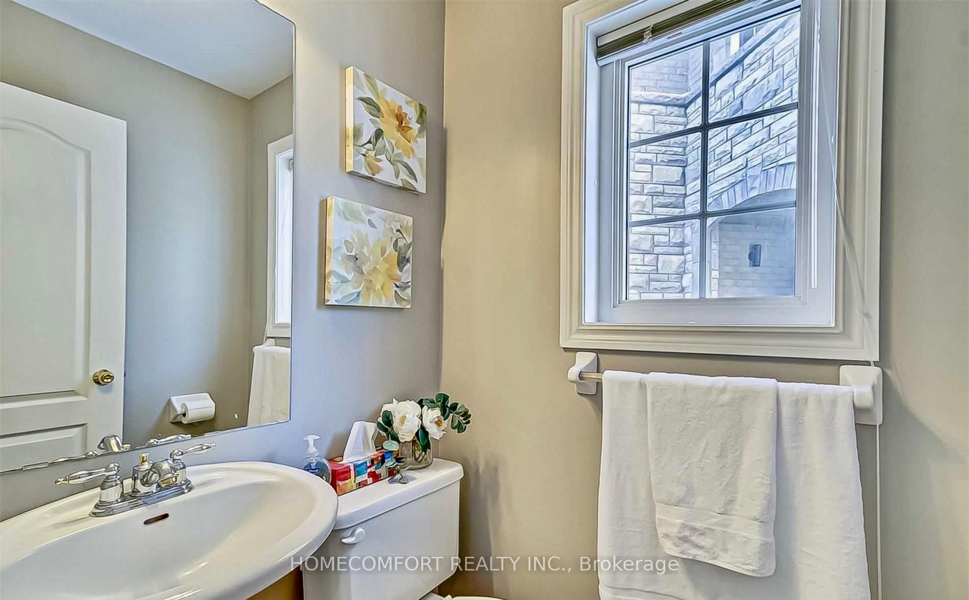 Photo 22 of 38 Burgon Place, Aurora, Aurora Village — HOMEH