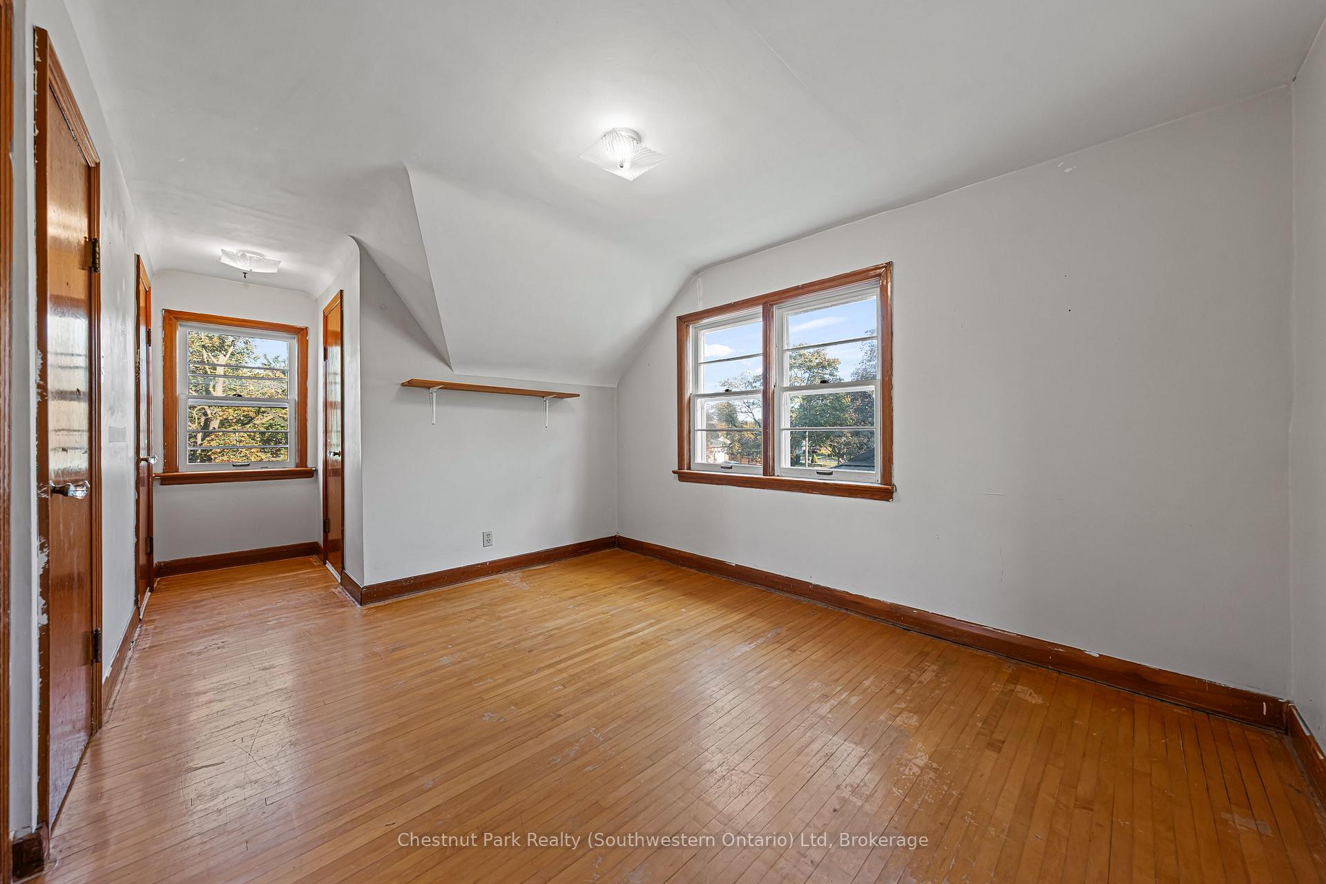 Photo 21 of 29 Ridgewood Avenue, Waterloo — HOMEH