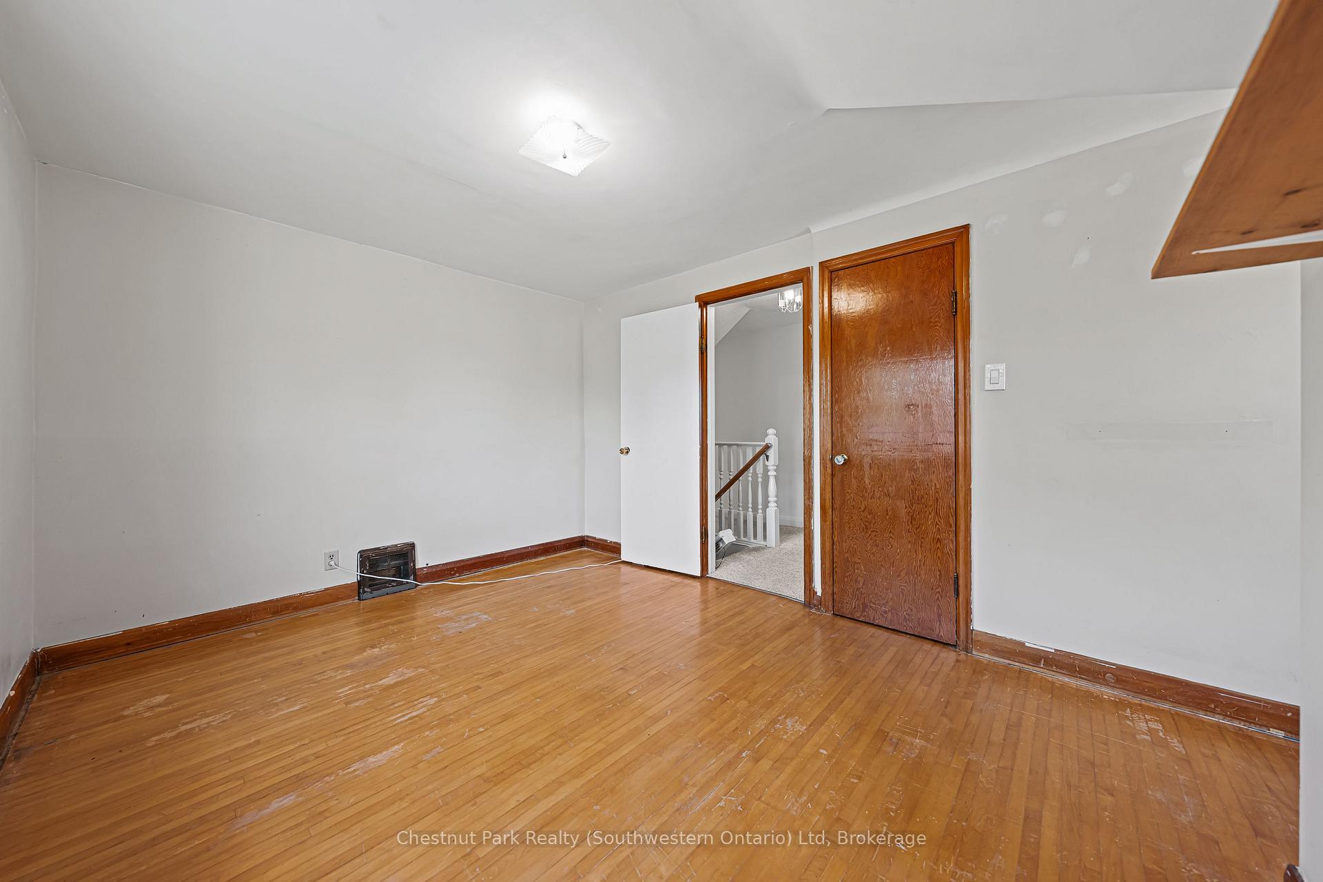 Photo 22 of 29 Ridgewood Avenue, Waterloo — HOMEH