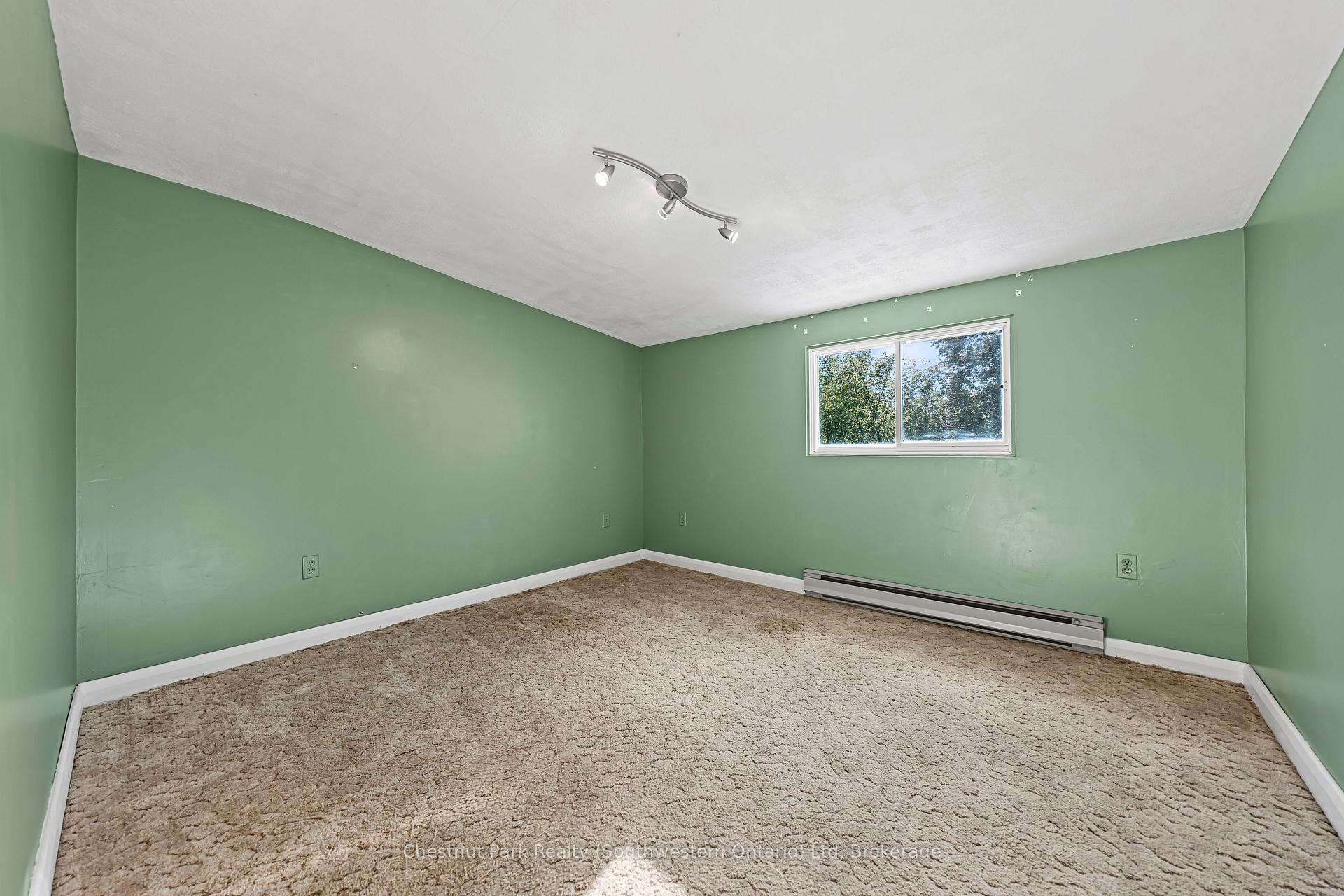 Photo 27 of 29 Ridgewood Avenue, Waterloo — HOMEH
