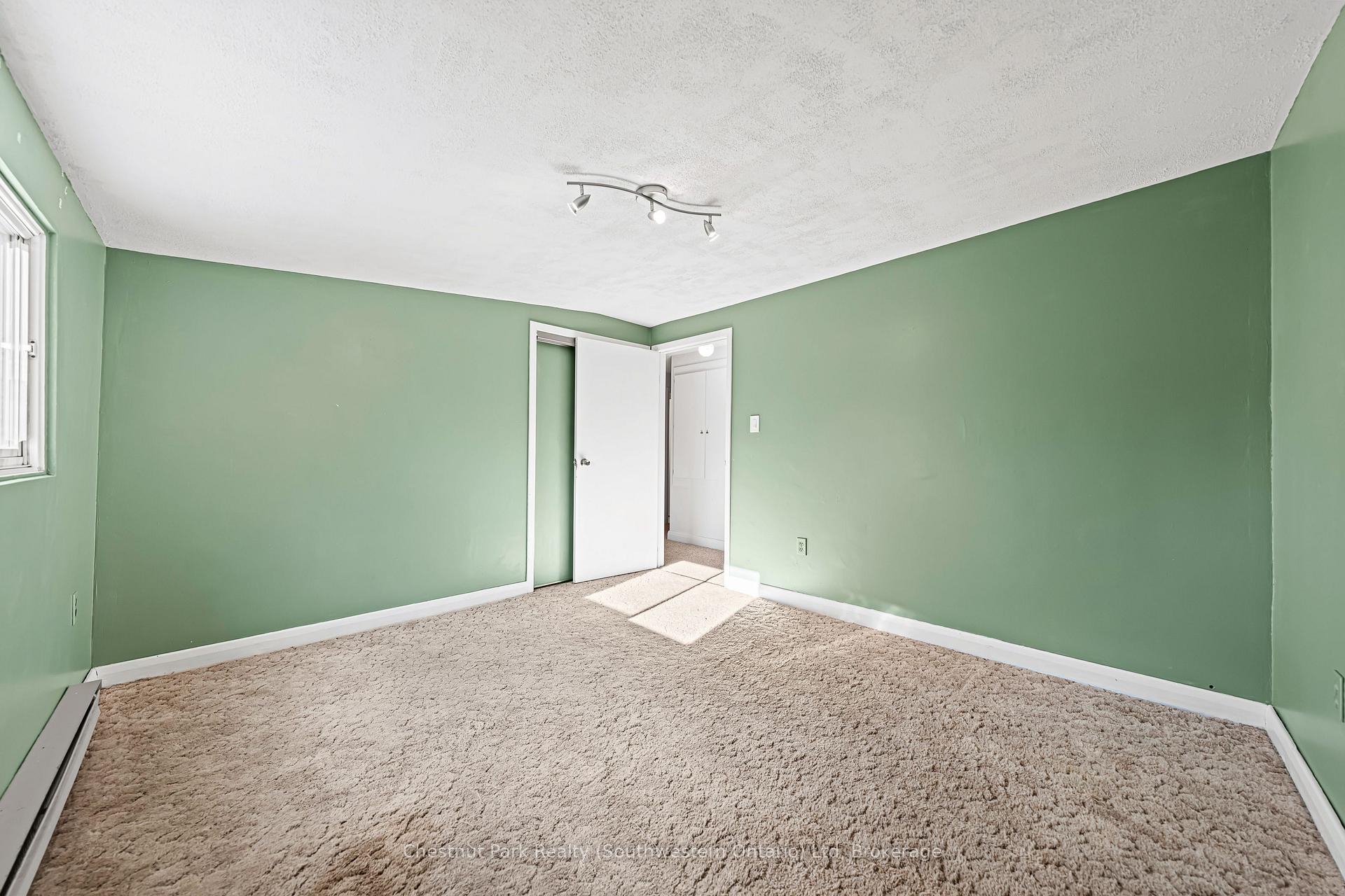 Photo 28 of 29 Ridgewood Avenue, Waterloo — HOMEH
