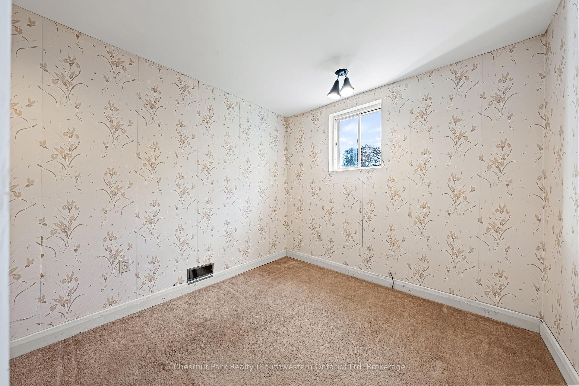Photo 29 of 29 Ridgewood Avenue, Waterloo — HOMEH