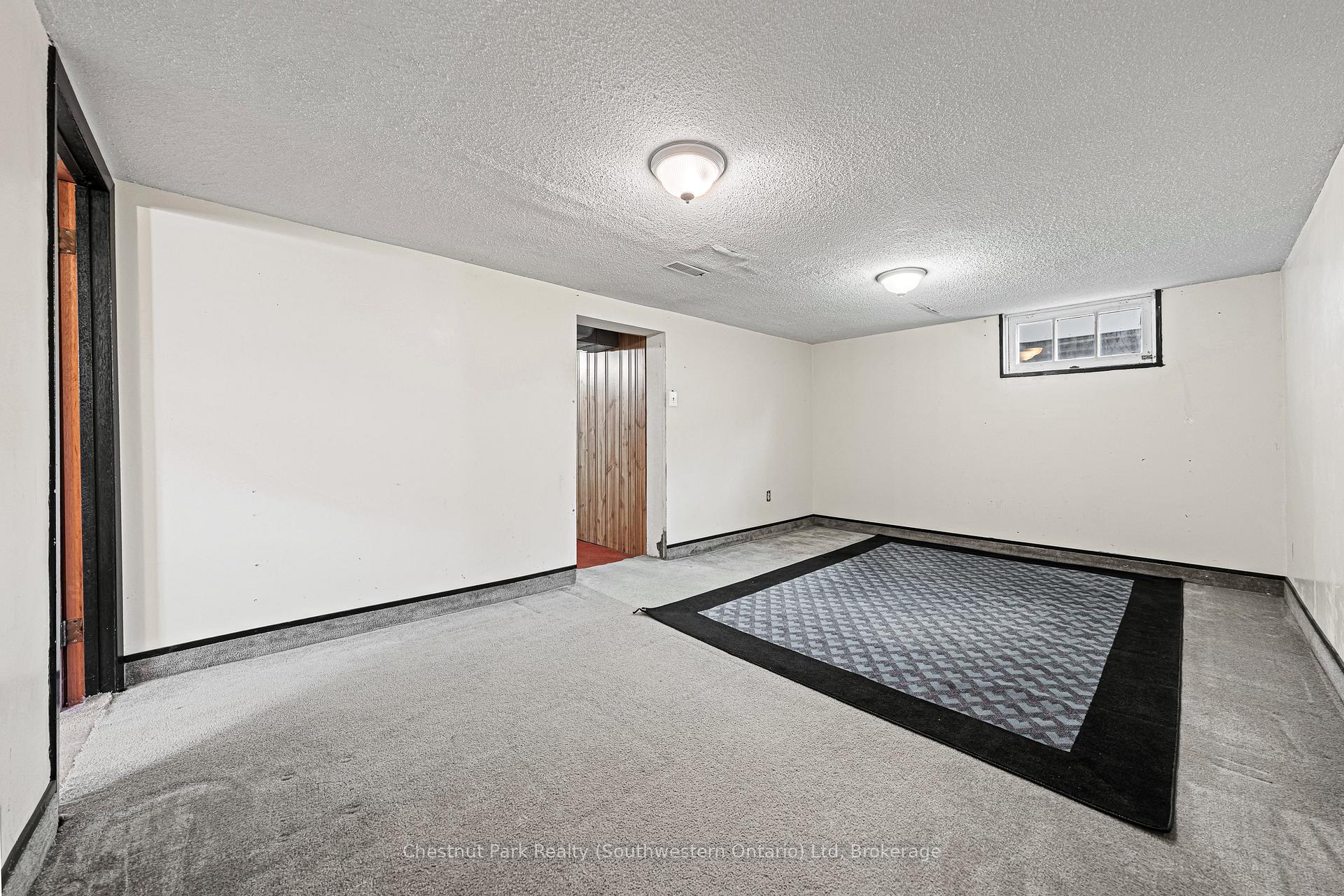 Photo 33 of 29 Ridgewood Avenue, Waterloo — HOMEH