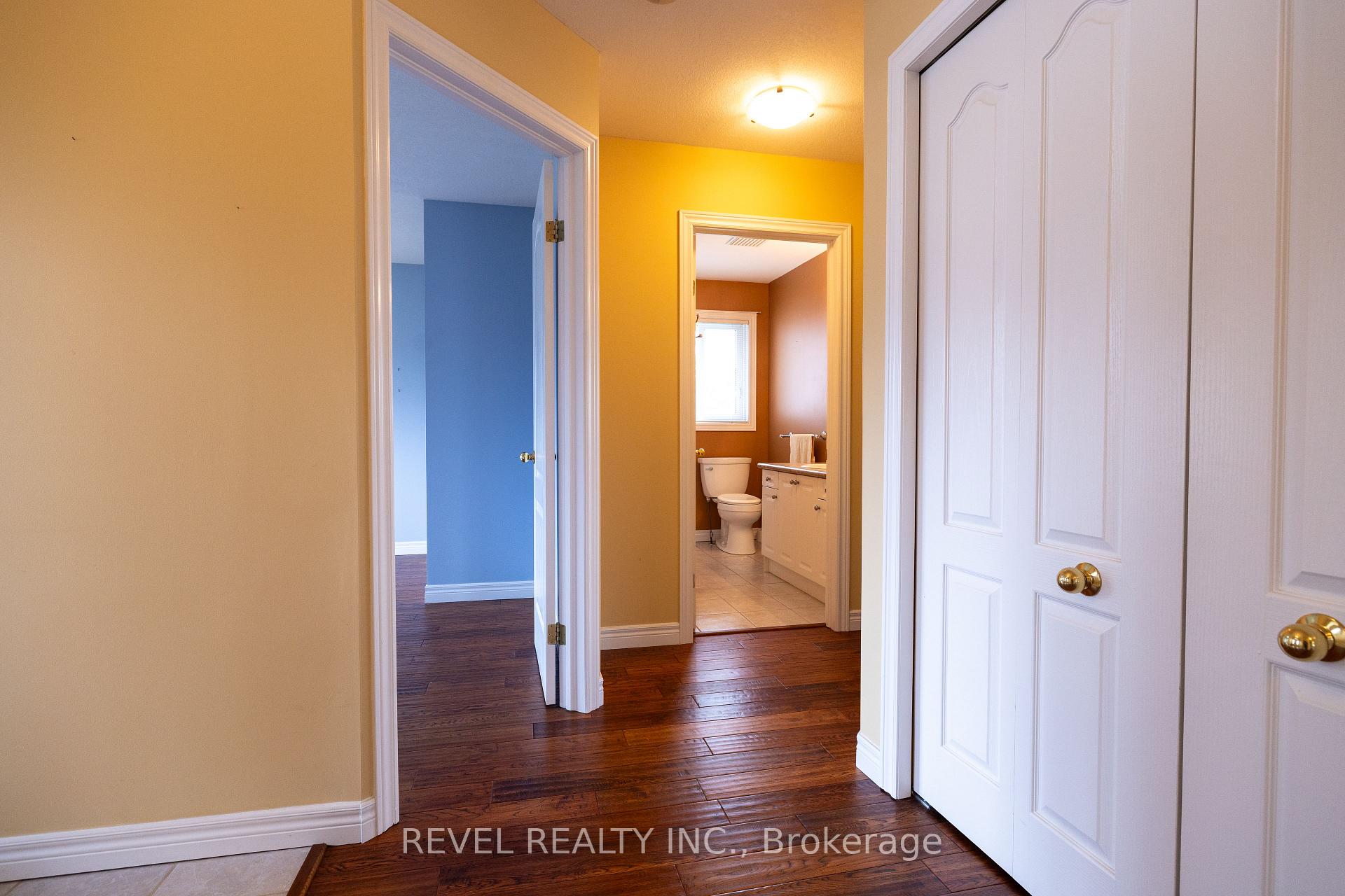 Photo 8 of 4 Berdux Place, Wellesley — HOMEH