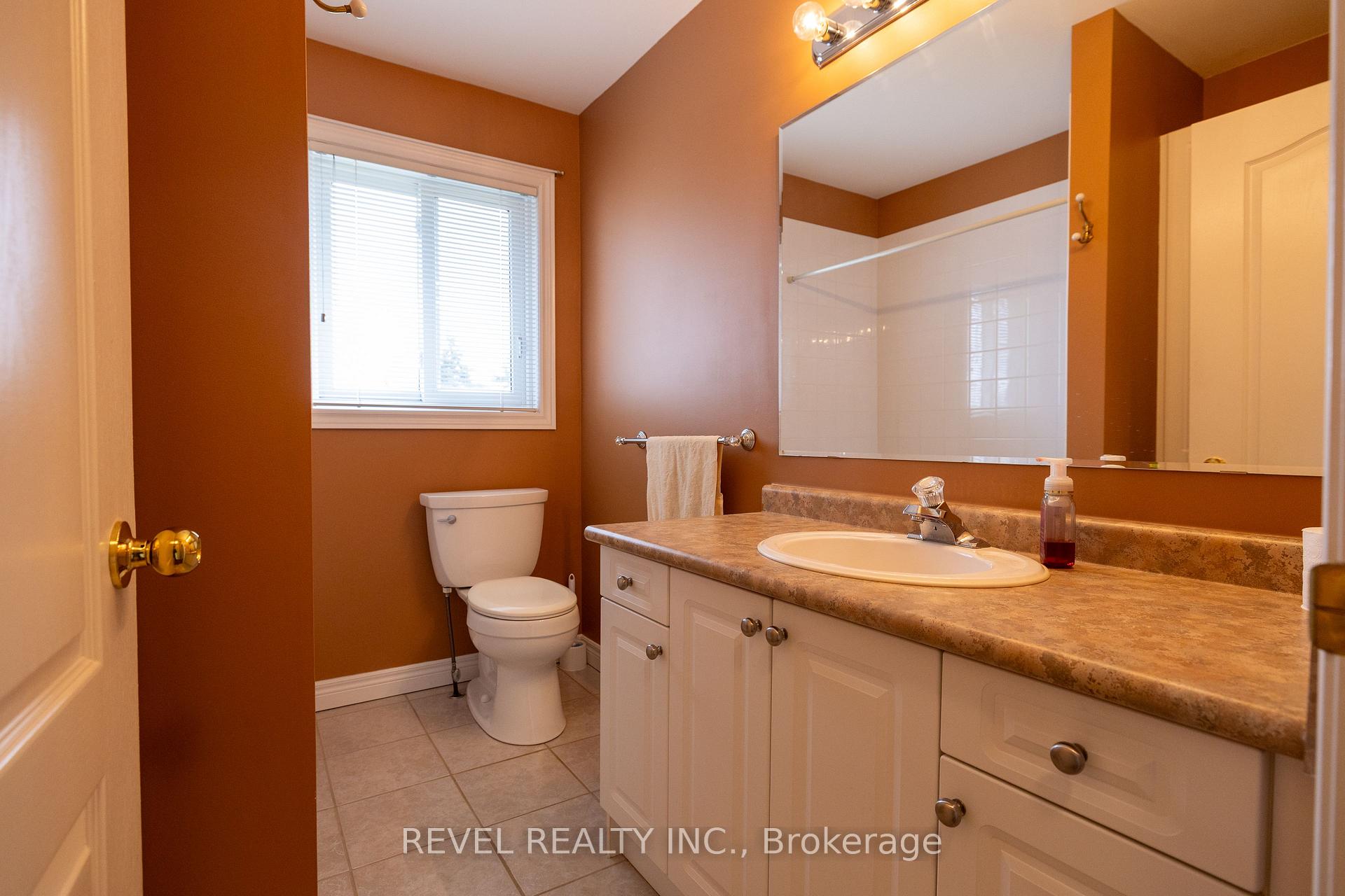 Photo 12 of 4 Berdux Place, Wellesley — HOMEH