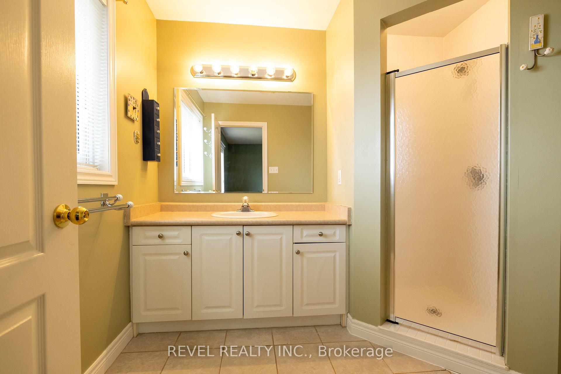 Photo 19 of 4 Berdux Place, Wellesley — HOMEH