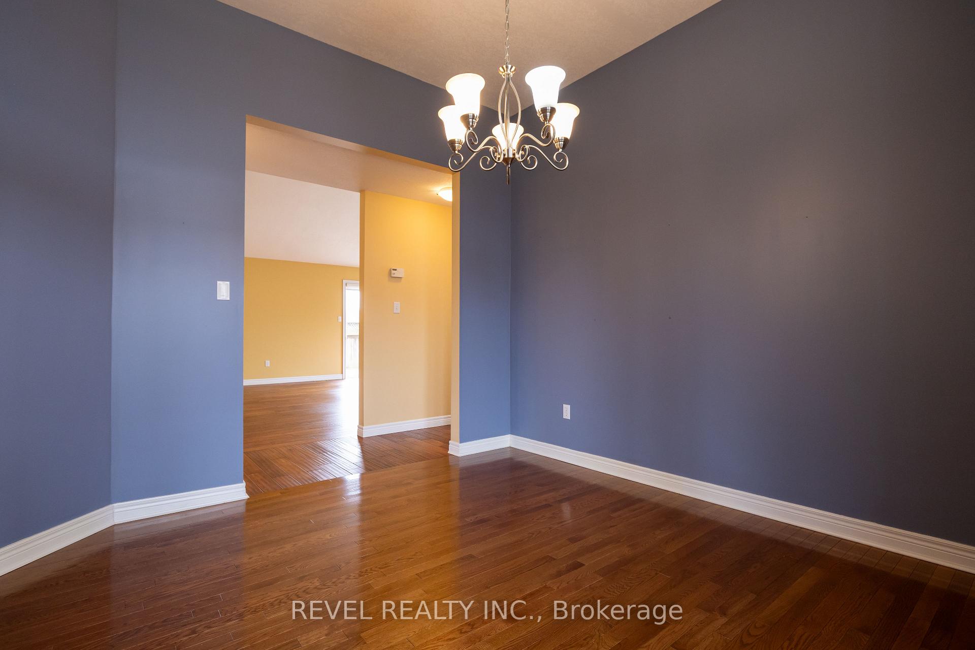 Photo 24 of 4 Berdux Place, Wellesley — HOMEH