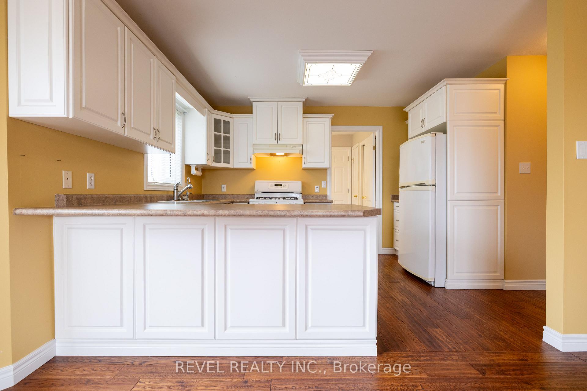 Photo 27 of 4 Berdux Place, Wellesley — HOMEH