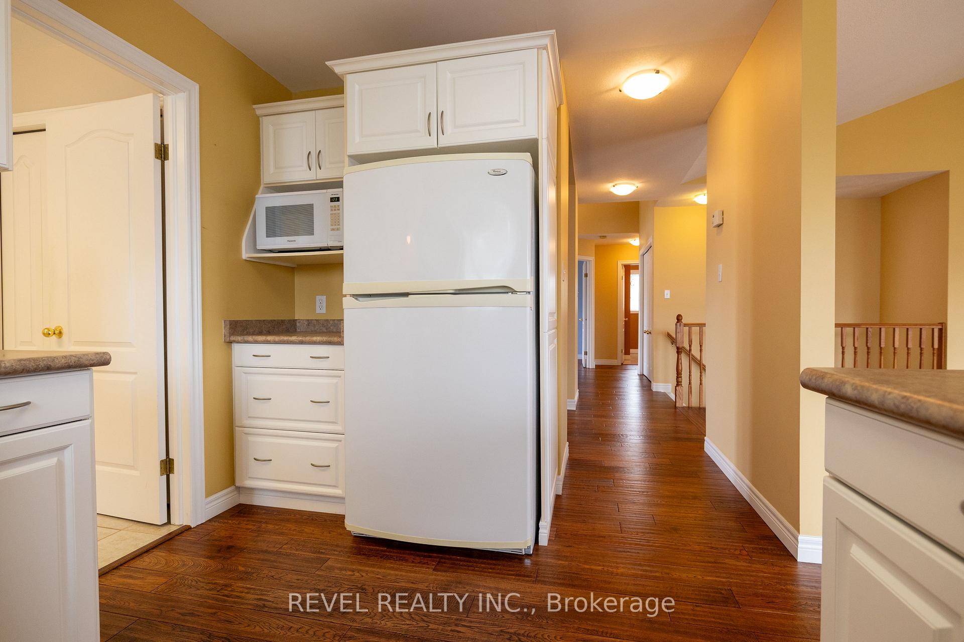 Photo 29 of 4 Berdux Place, Wellesley — HOMEH