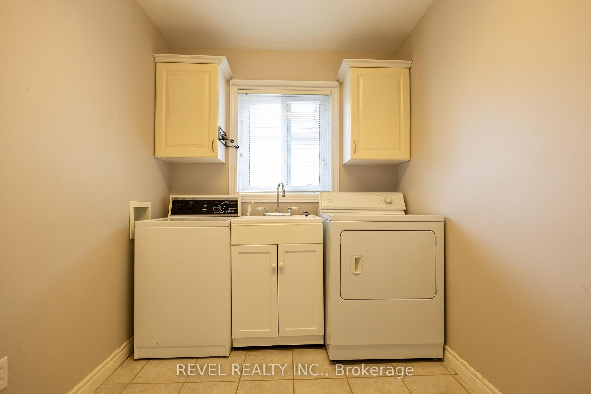 Photo 30 of 4 Berdux Place, Wellesley — HOMEH