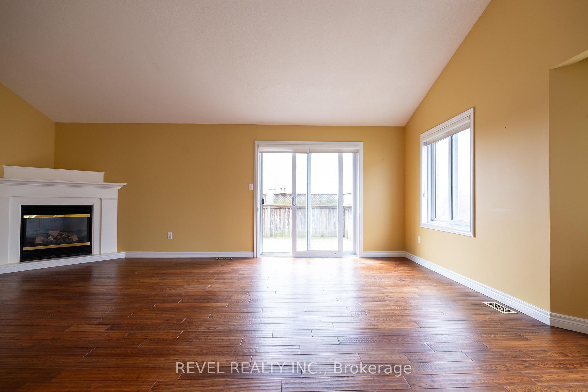 Photo 31 of 4 Berdux Place, Wellesley — HOMEH