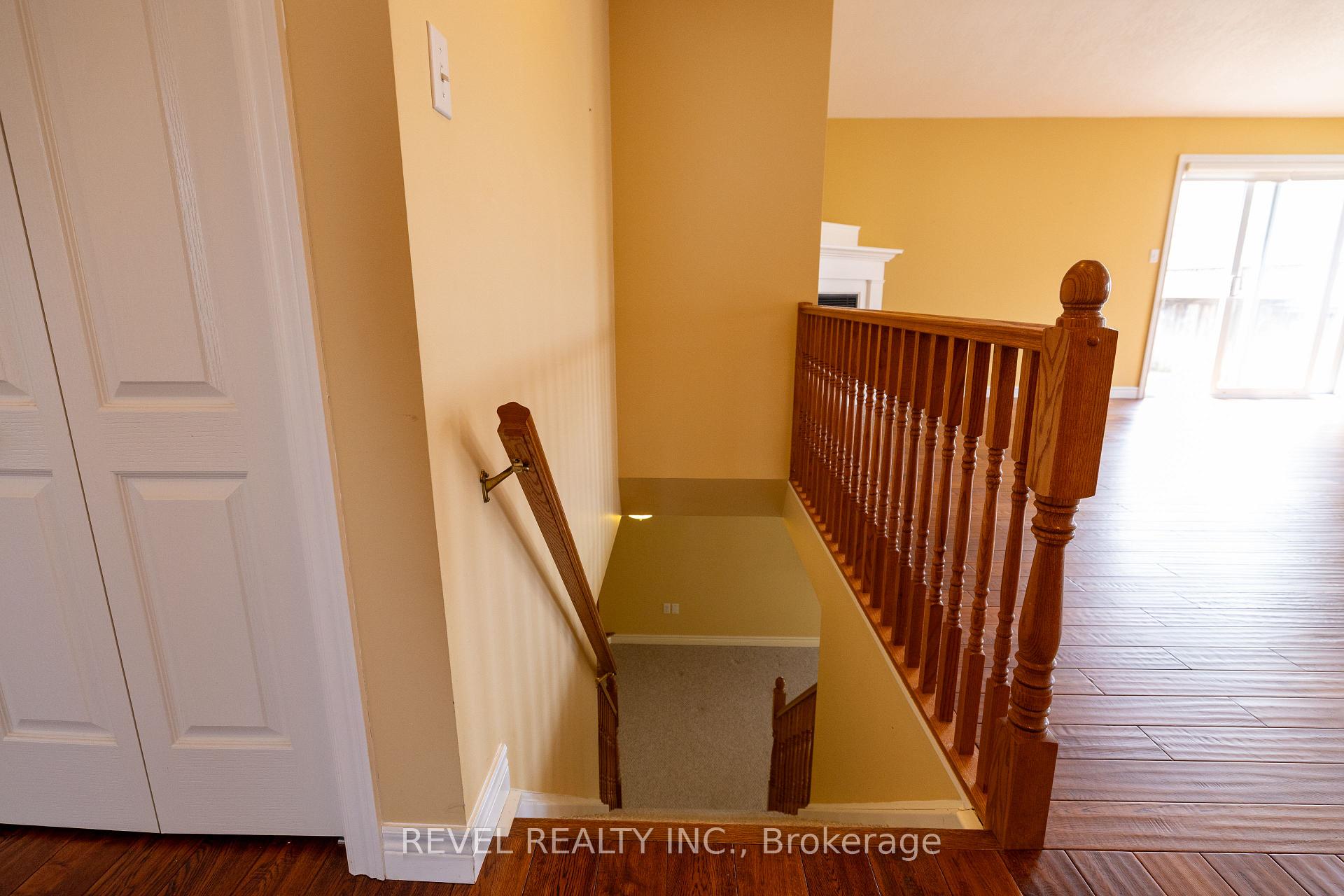 Photo 33 of 4 Berdux Place, Wellesley — HOMEH