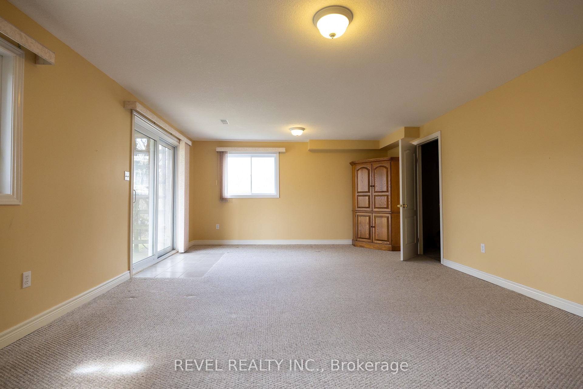 Photo 34 of 4 Berdux Place, Wellesley — HOMEH
