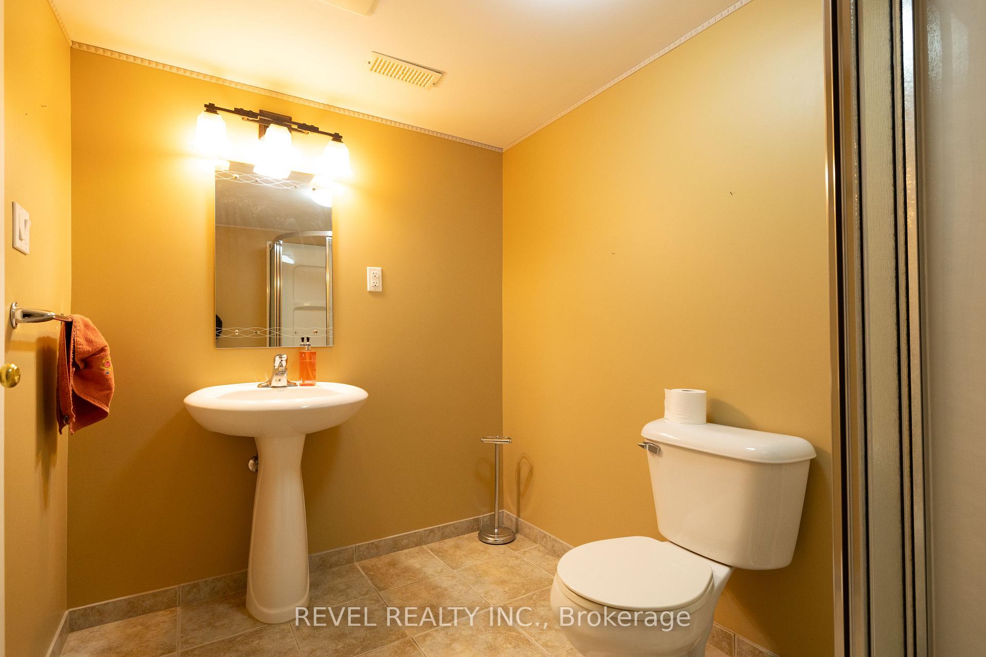 Photo 37 of 4 Berdux Place, Wellesley — HOMEH