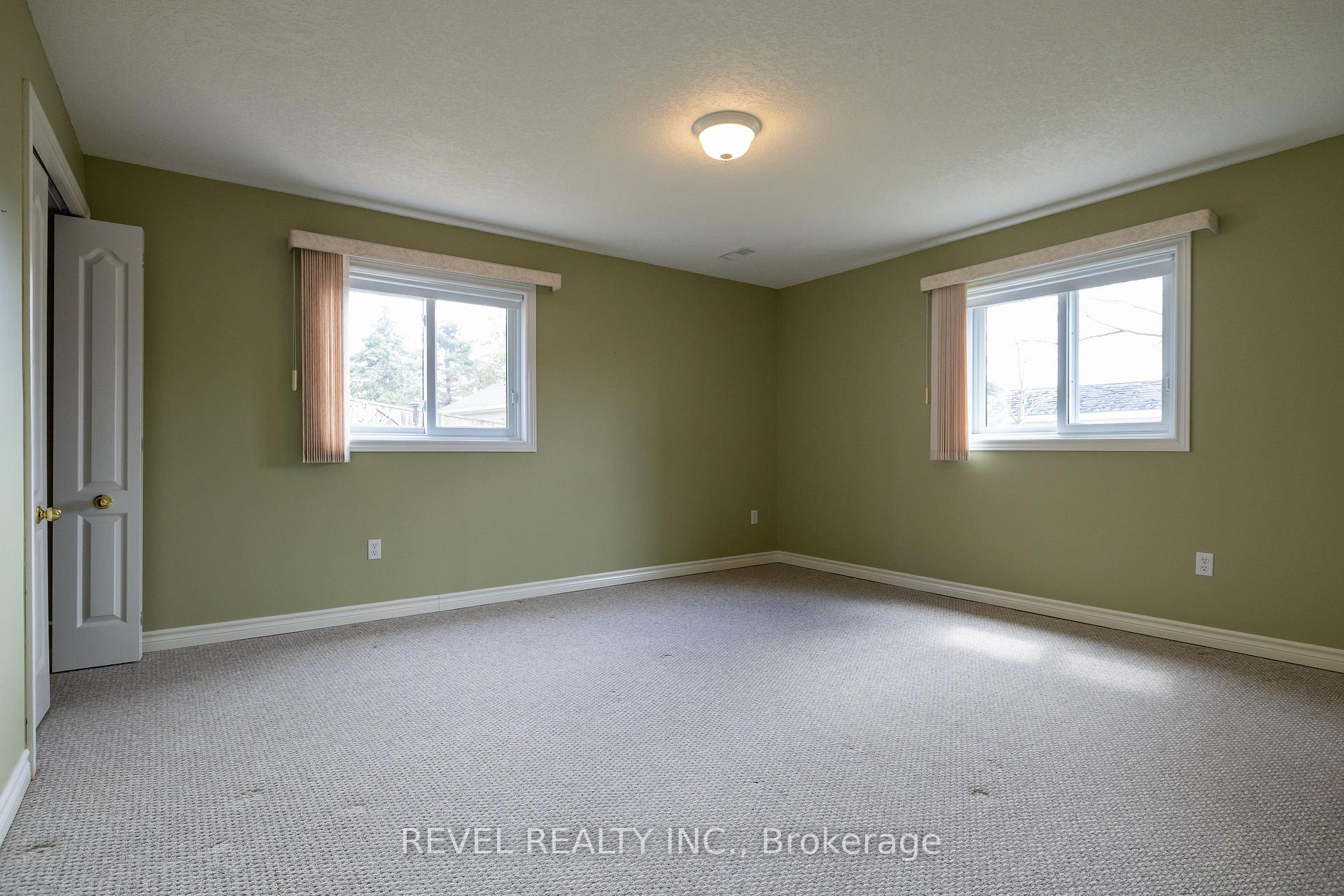 Photo 38 of 4 Berdux Place, Wellesley — HOMEH