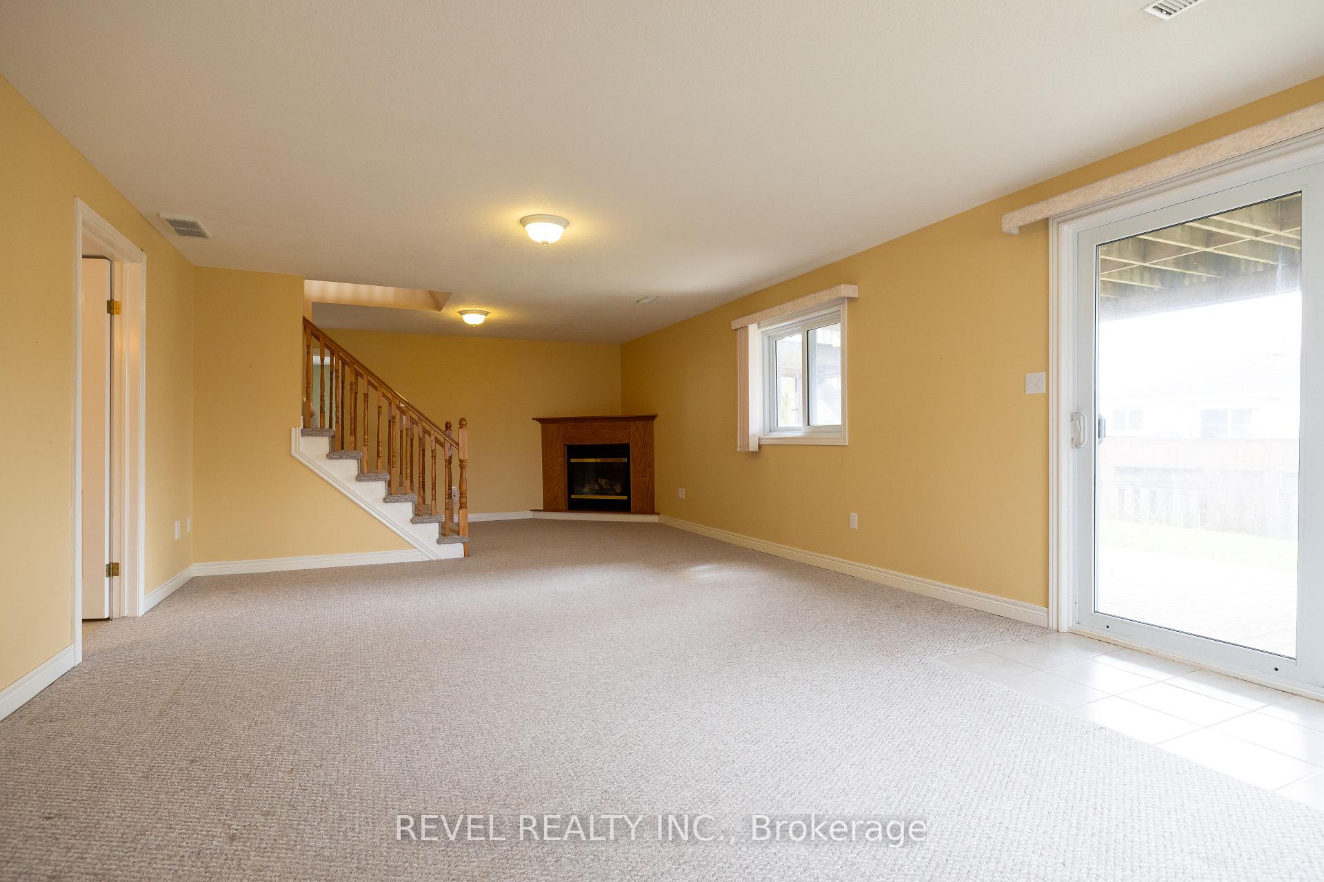 Photo 40 of 4 Berdux Place, Wellesley — HOMEH
