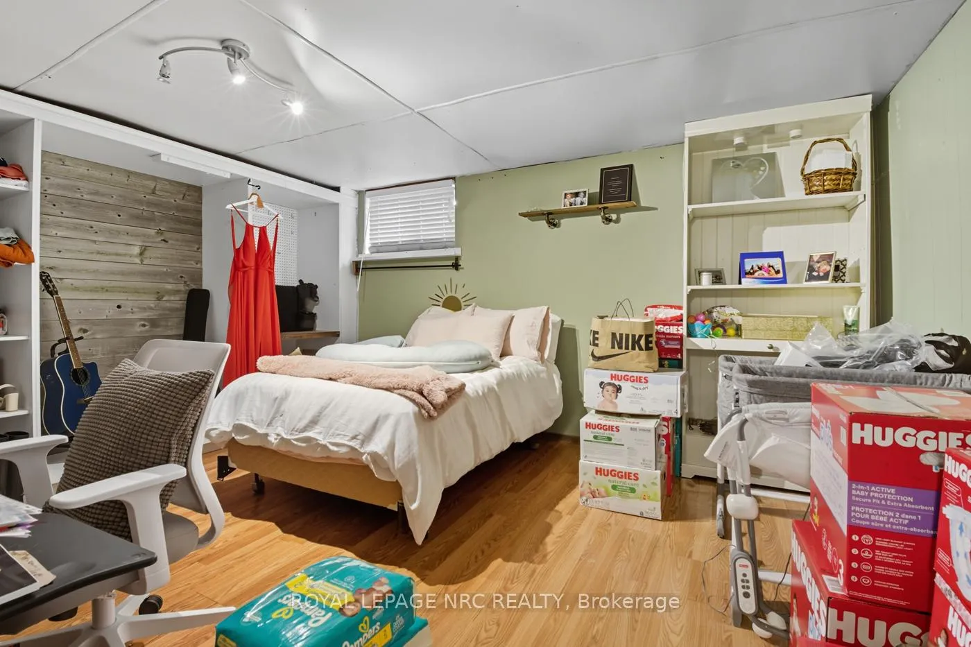 Photo 21 of 243 Gross Avenue, Welland, Broadway — HOMEH