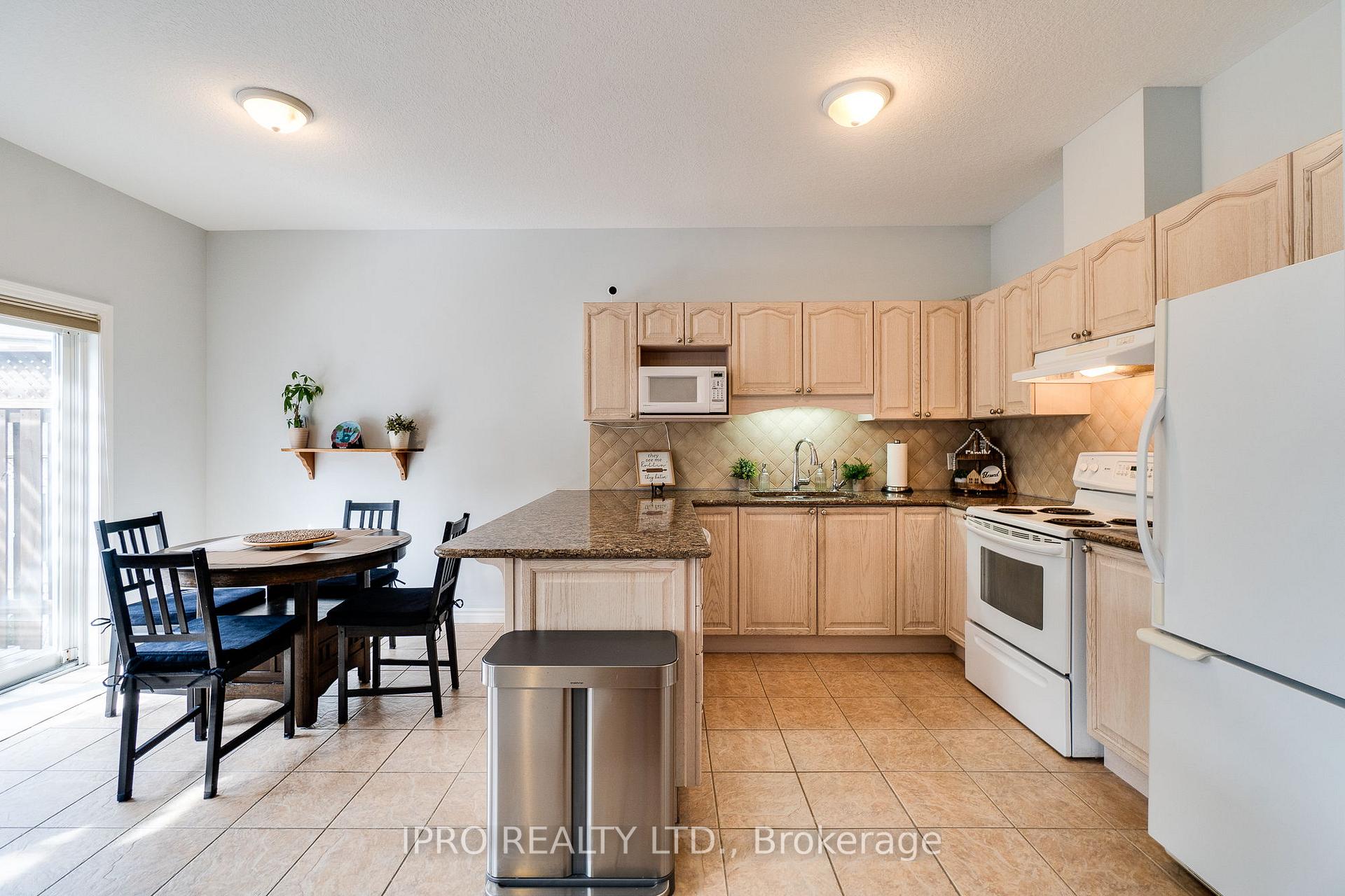 Photo 6 of 26 Ferris Drive S, Wellesley — HOMEH