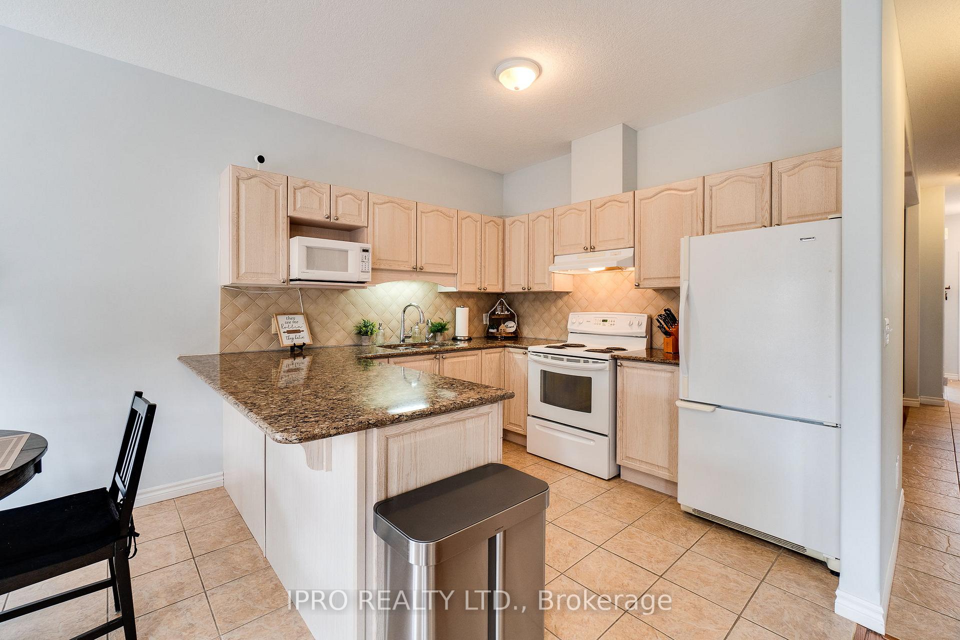 Photo 7 of 26 Ferris Drive S, Wellesley — HOMEH