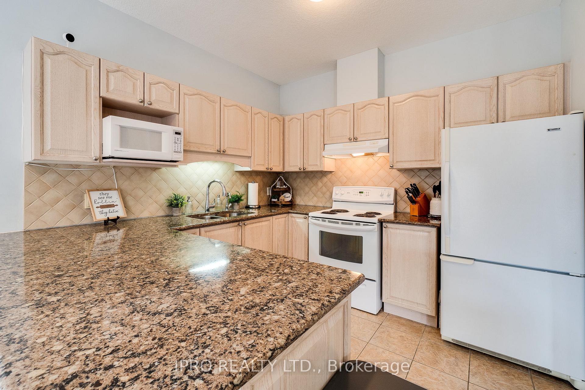 Photo 8 of 26 Ferris Drive S, Wellesley — HOMEH