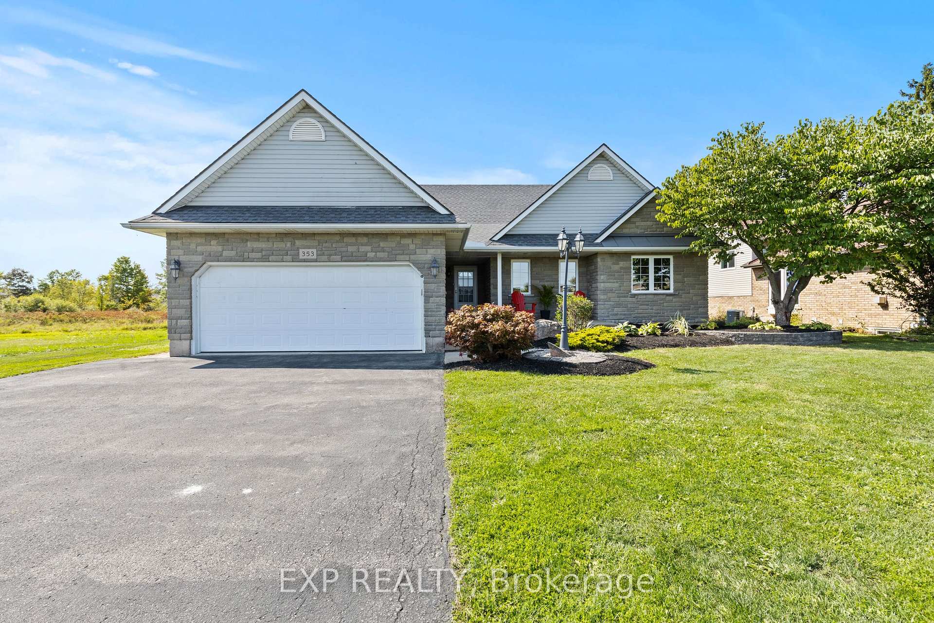 Photo 1 of 353 South Pelham Road, Welland, West Welland — HOMEH