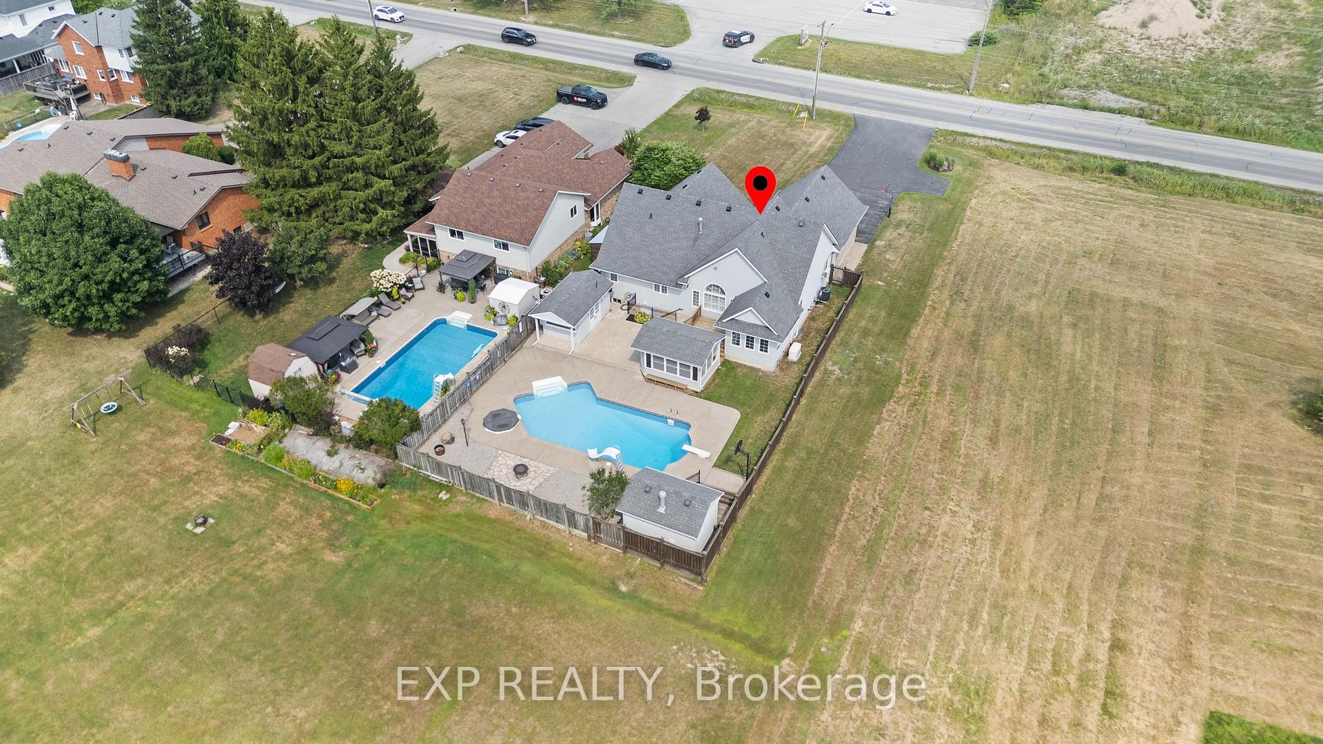 Photo 2 of 353 South Pelham Road, Welland, West Welland — HOMEH