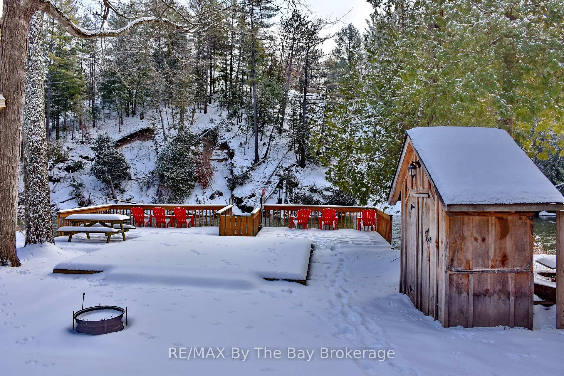 Photo 3 of 181 Knox Road E, Wasaga Beach — HOMEH