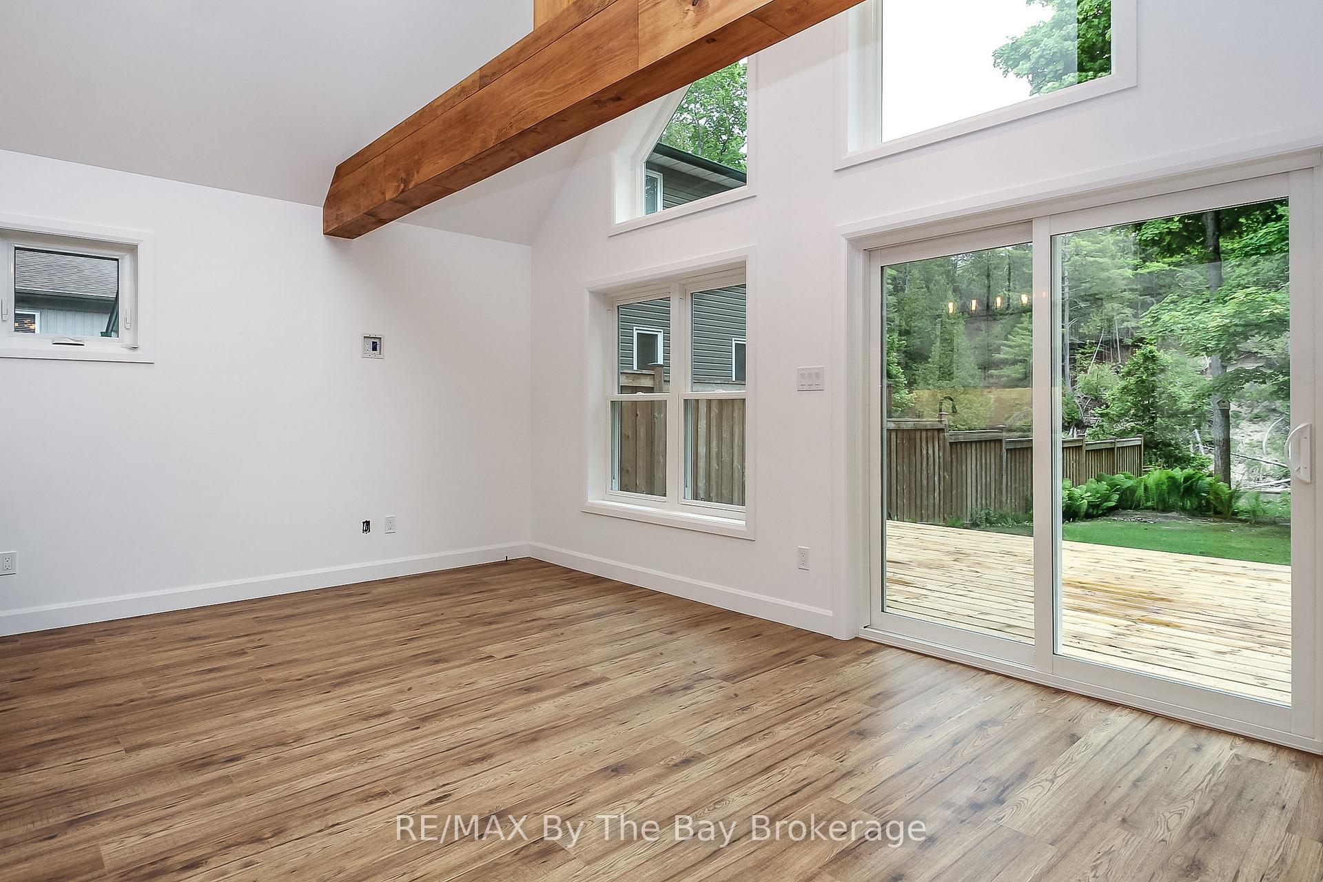 Photo 14 of 181 Knox Road E, Wasaga Beach — HOMEH
