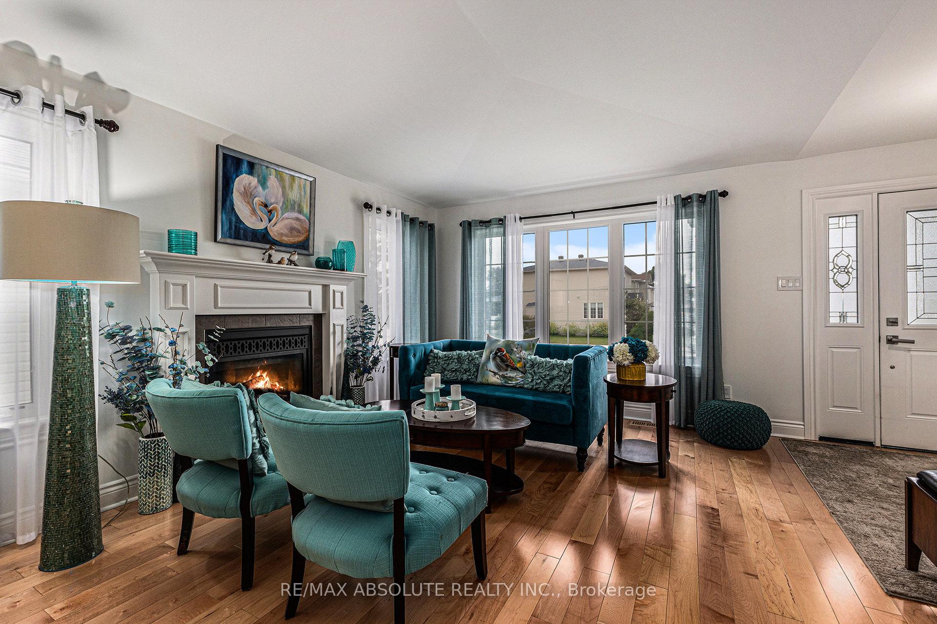 Photo 6 of 128 Mclachlin Street S, Arnprior — HOMEH