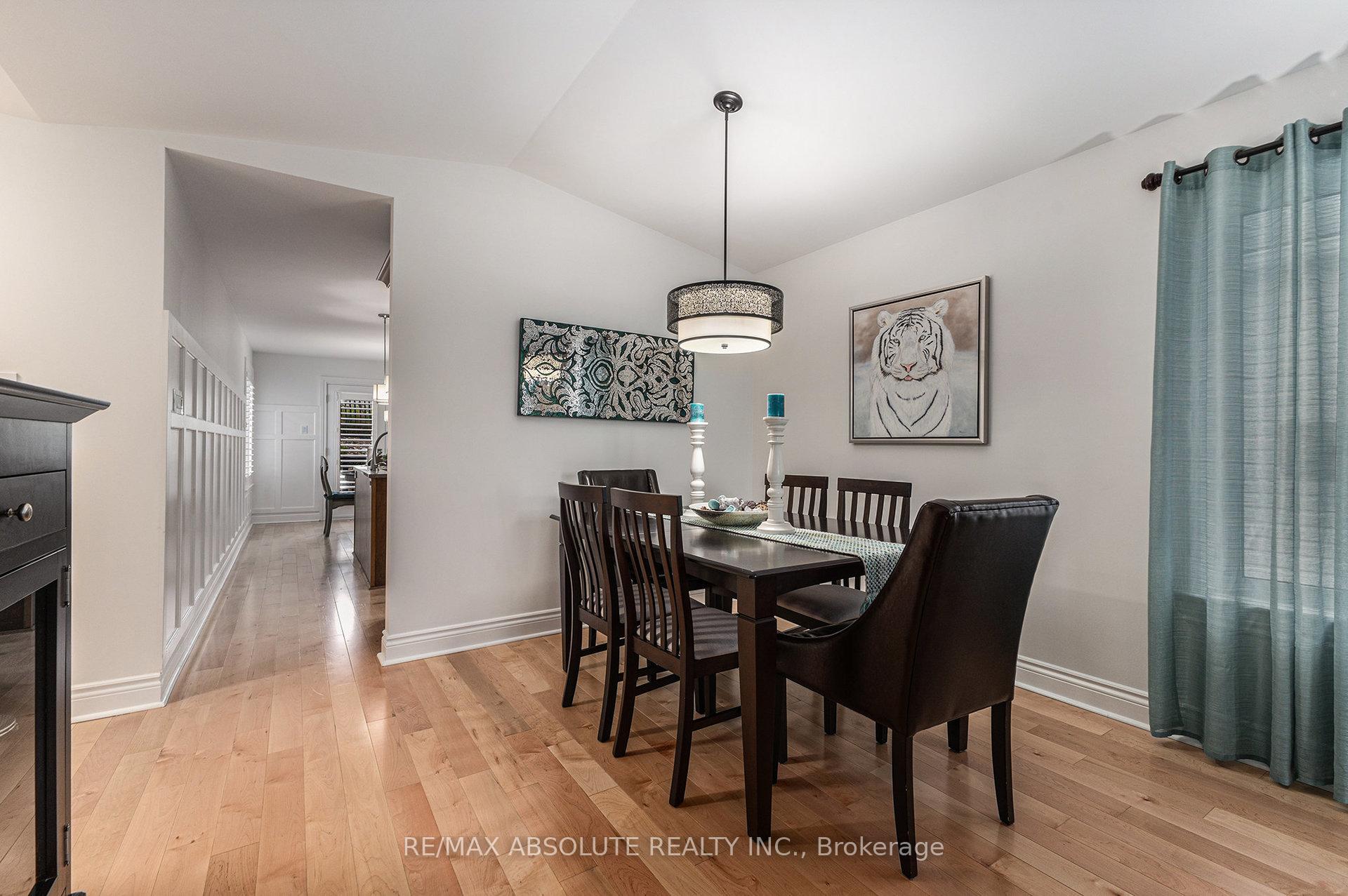 Photo 8 of 128 Mclachlin Street S, Arnprior — HOMEH