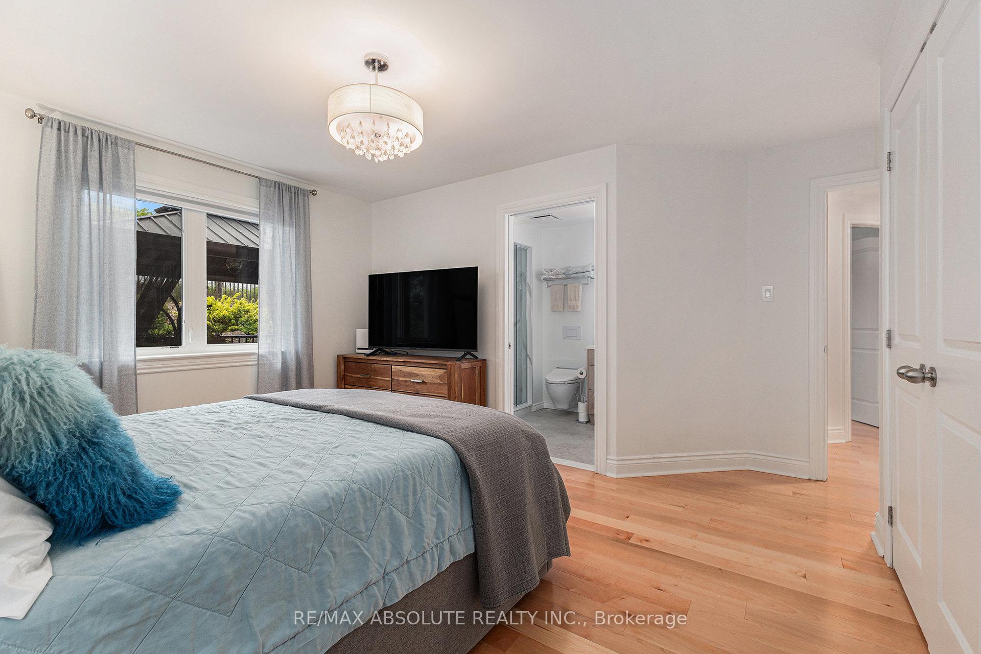 Photo 18 of 128 Mclachlin Street S, Arnprior — HOMEH