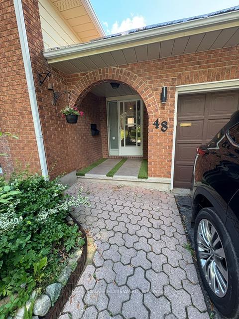 Photo 3 of 48 Cavalier Place, Waterloo — HOMEH