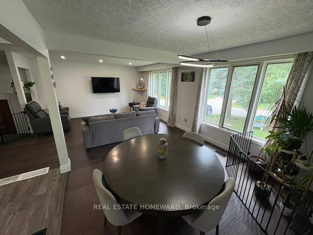 Photo 23 of 48 Cavalier Place, Waterloo — HOMEH