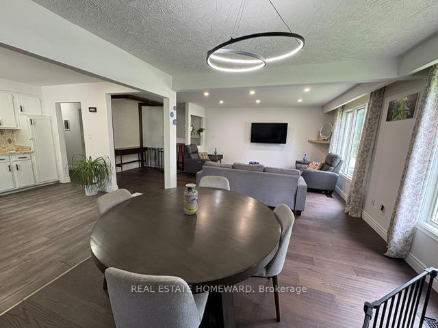 Photo 24 of 48 Cavalier Place, Waterloo — HOMEH