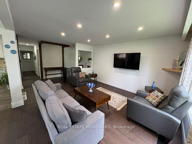 Photo 26 of 48 Cavalier Place, Waterloo — HOMEH
