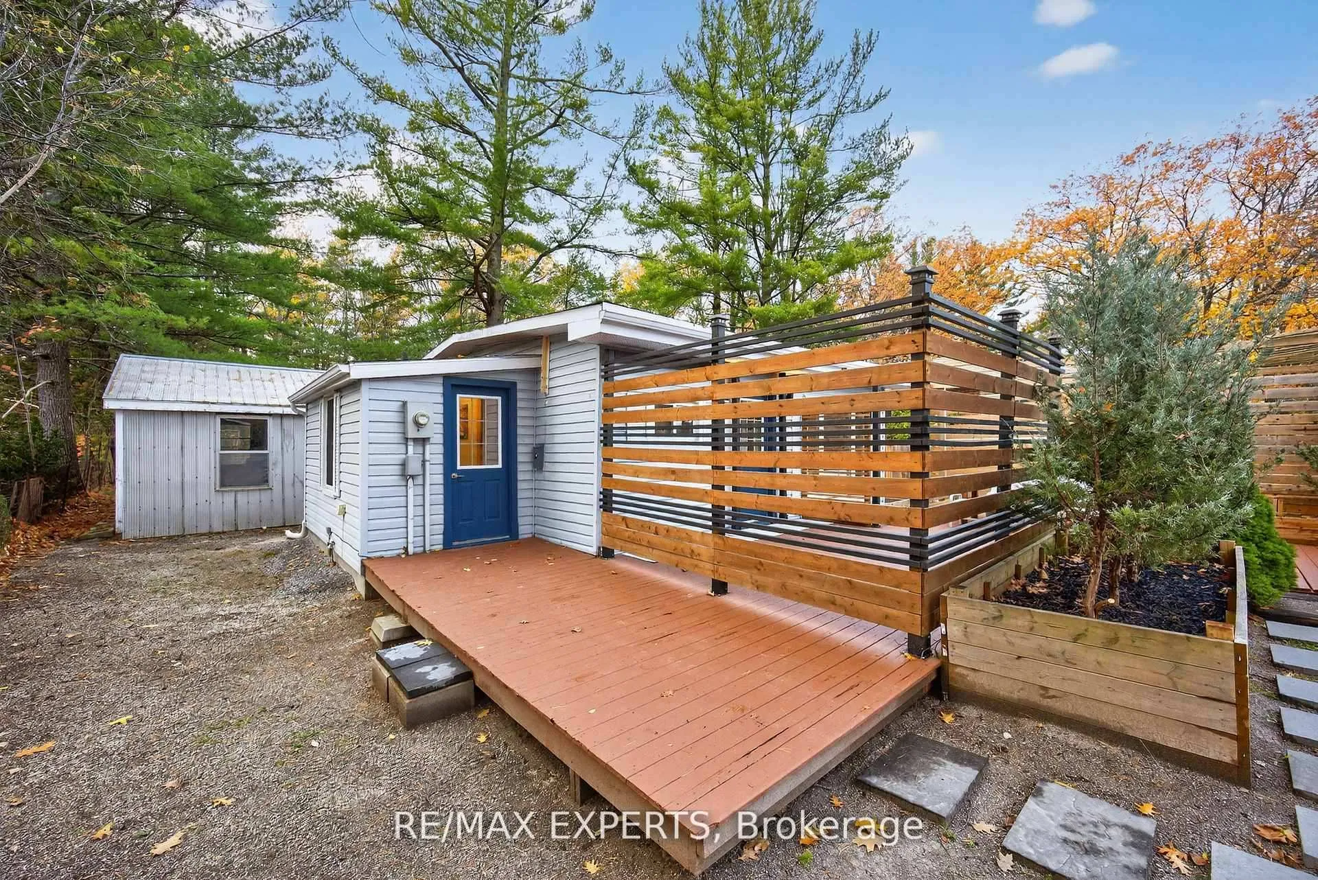 Photo 3 of 48 Sunnidale Road S, Wasaga Beach — HOMEH