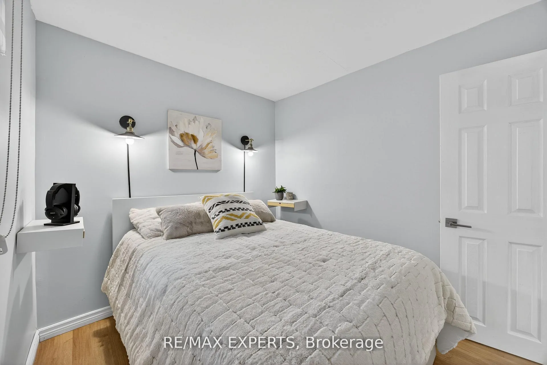 Photo 16 of 48 Sunnidale Road S, Wasaga Beach — HOMEH