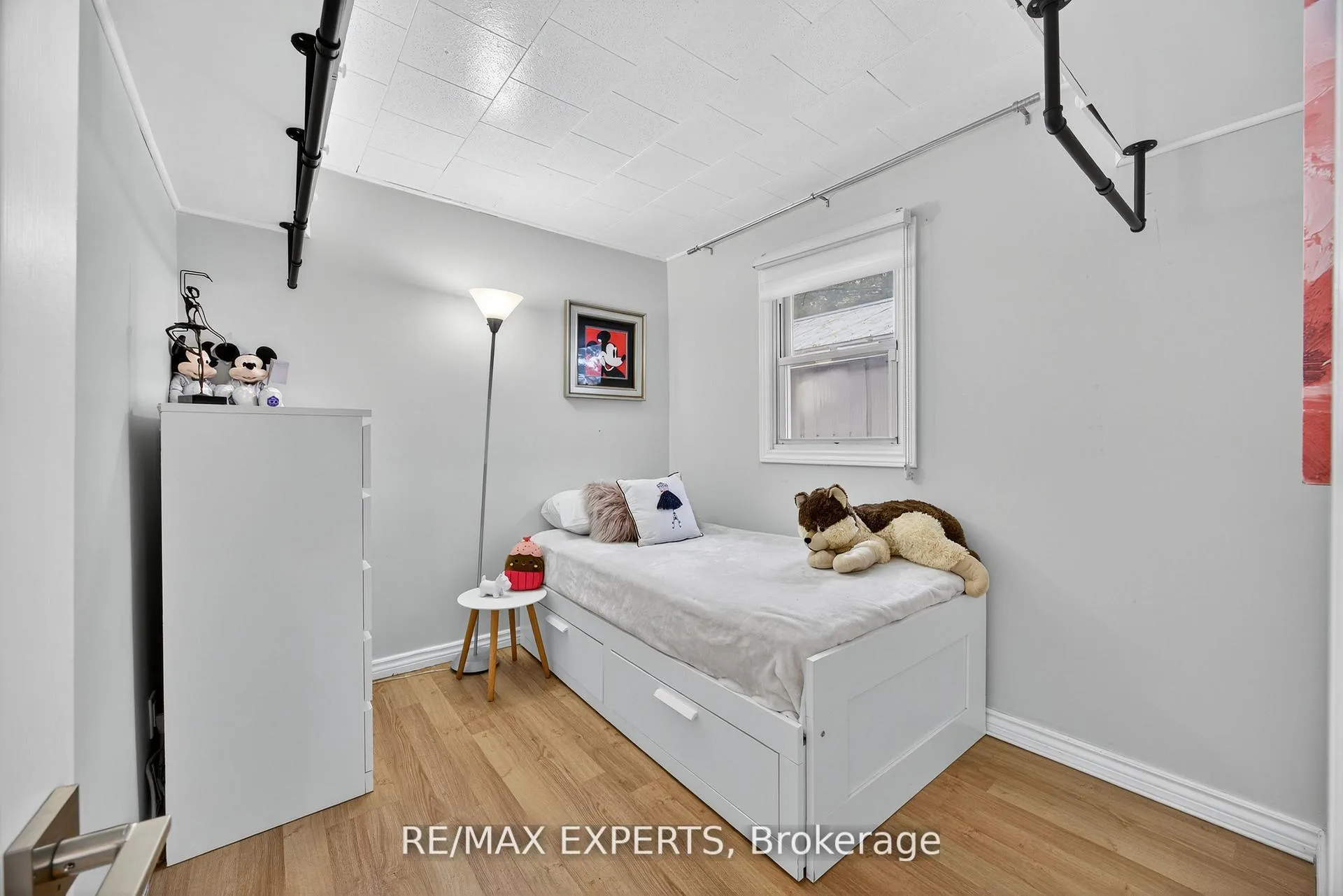 Photo 19 of 48 Sunnidale Road S, Wasaga Beach — HOMEH