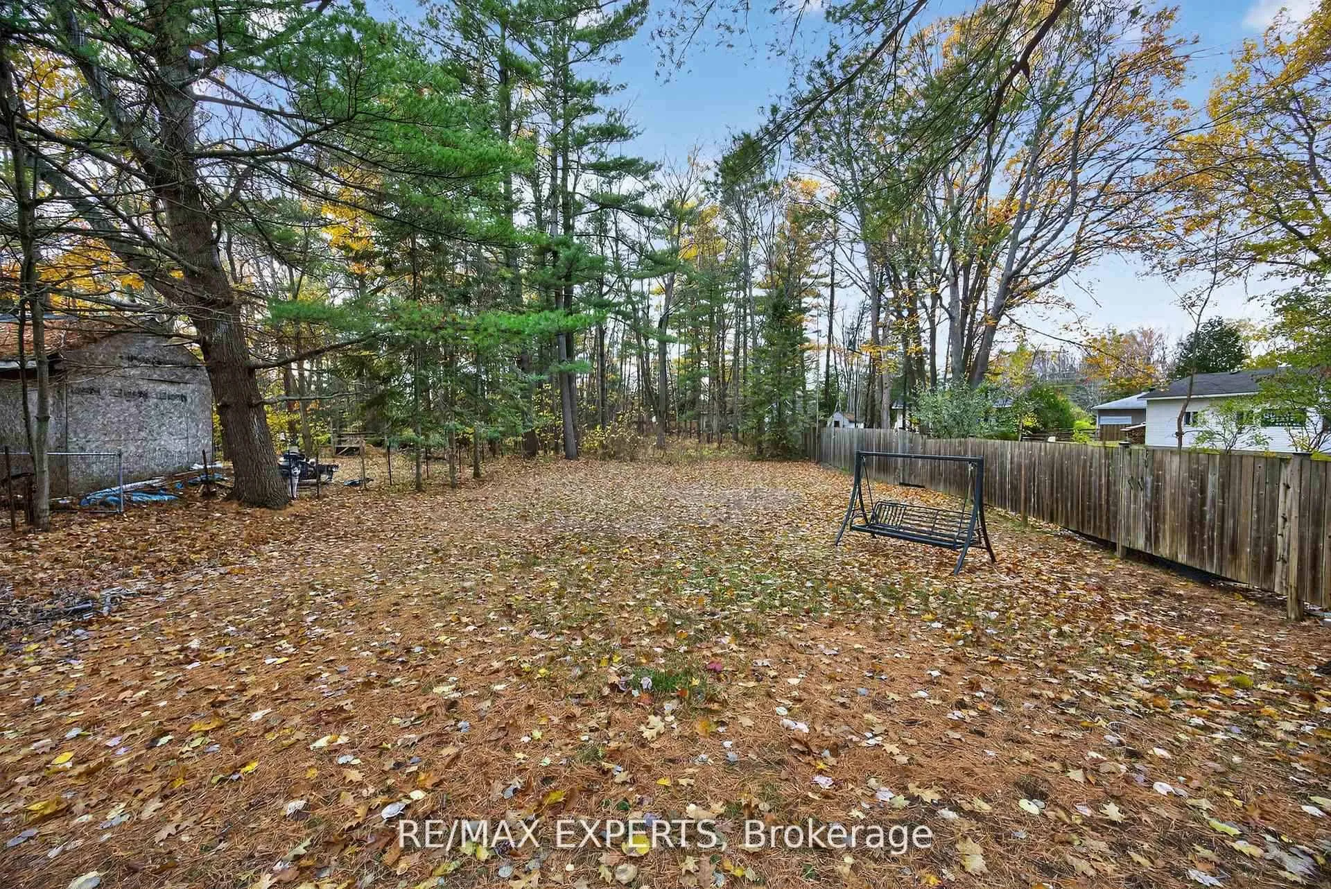 Photo 30 of 48 Sunnidale Road S, Wasaga Beach — HOMEH