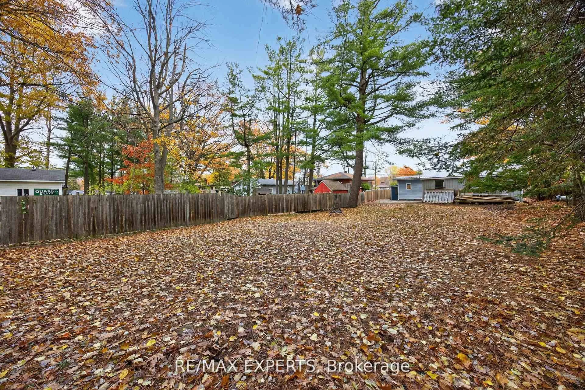 Photo 32 of 48 Sunnidale Road S, Wasaga Beach — HOMEH
