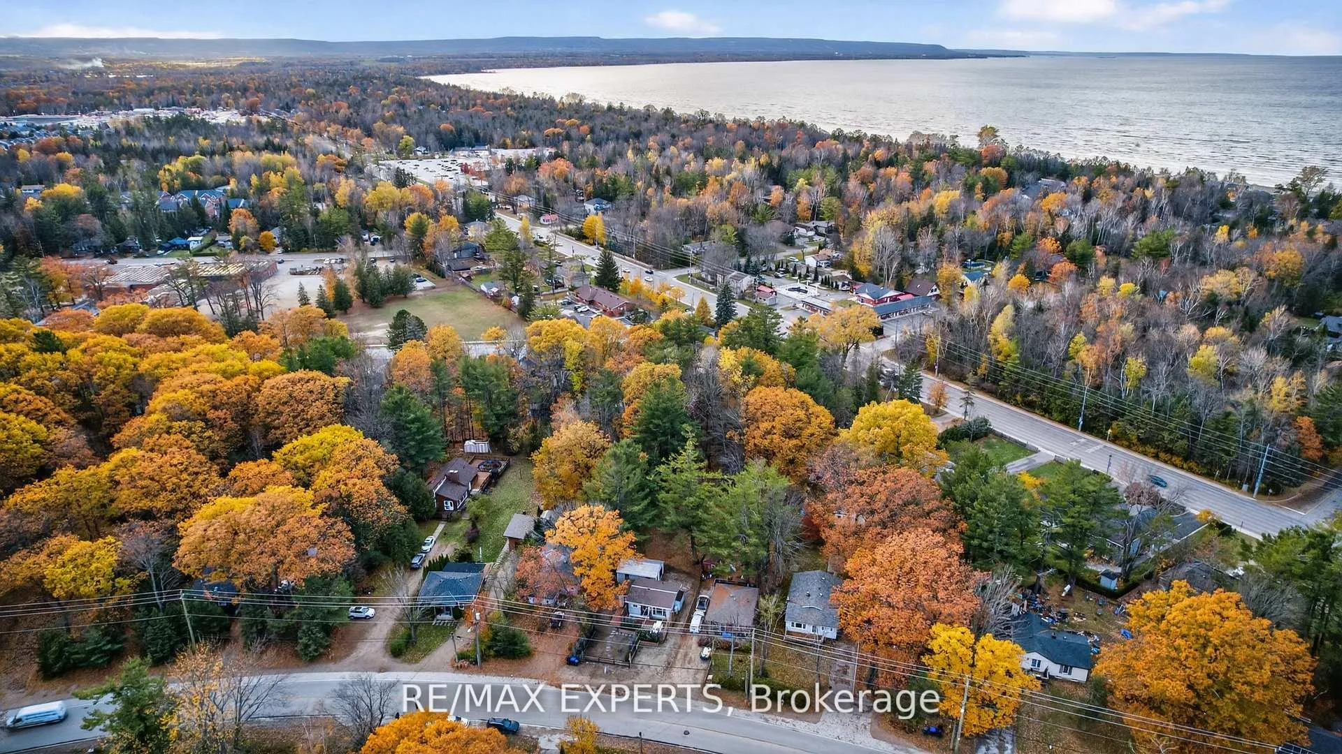 Photo 46 of 48 Sunnidale Road S, Wasaga Beach — HOMEH